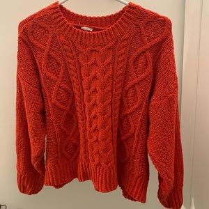 RED KNIT SWEATER